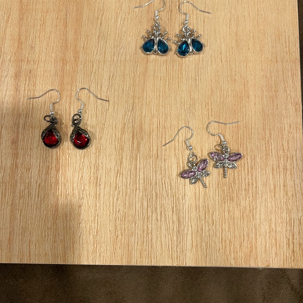 Boho set ,bug earrings, bracelets. Set $5, single bracelet $3, 4/$10 Will bundle